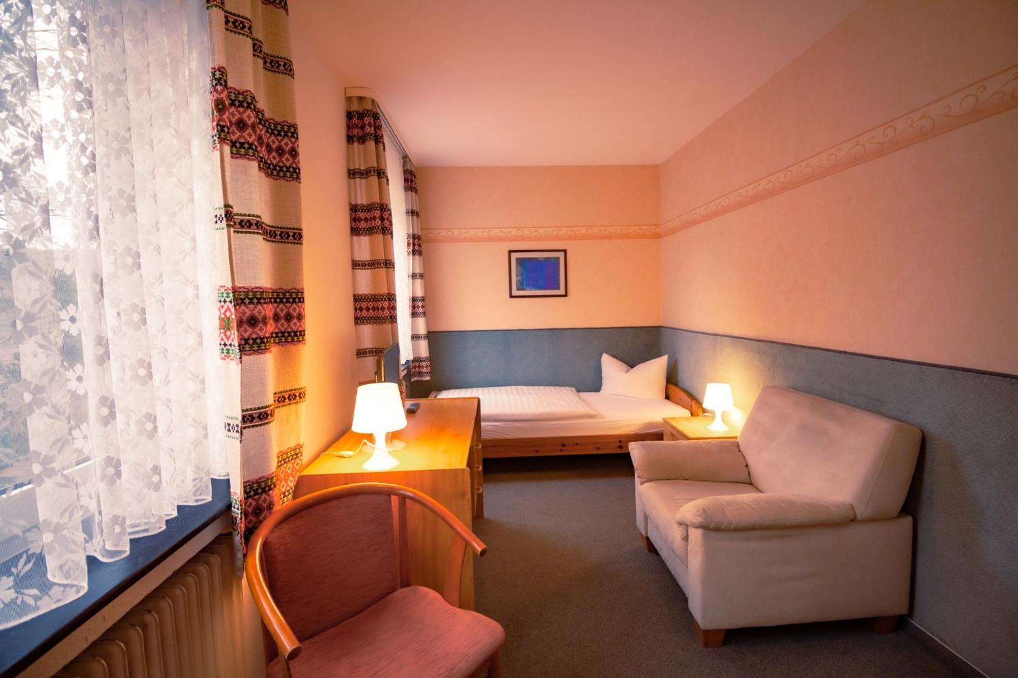 Hotel-Pension Ursula Бад-Закса Экстерьер фото